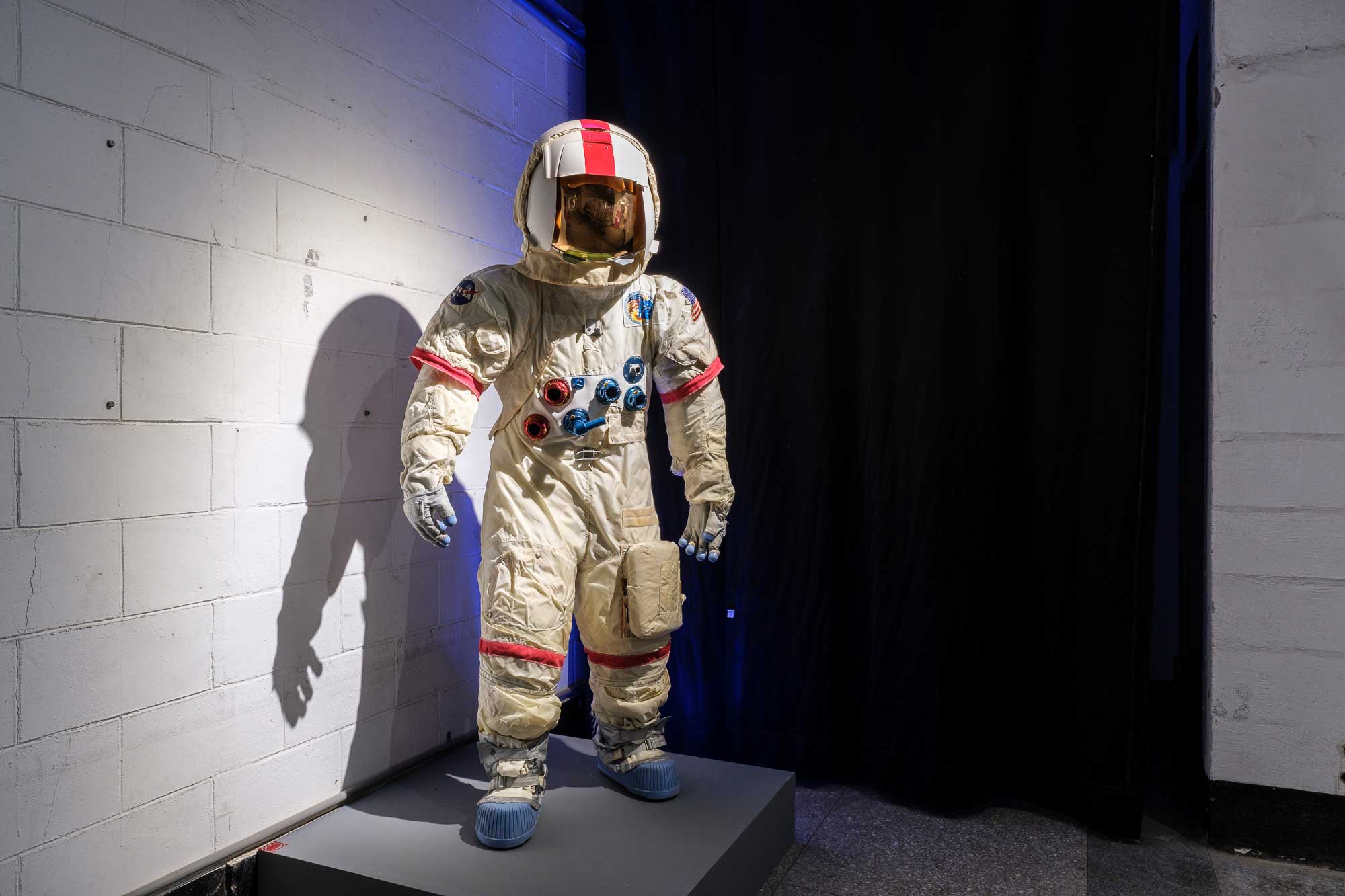 「2049媽祖遶月太空站」展場照_太空人模型展示2＿攝影師｜張國耀